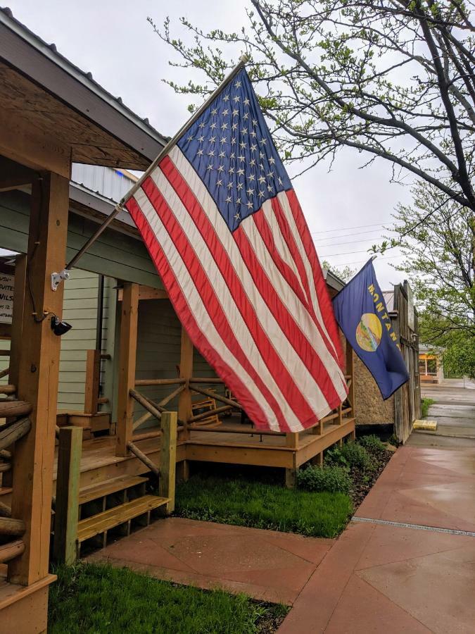 Sagebrush Inn & Suites Broadus Buitenkant foto