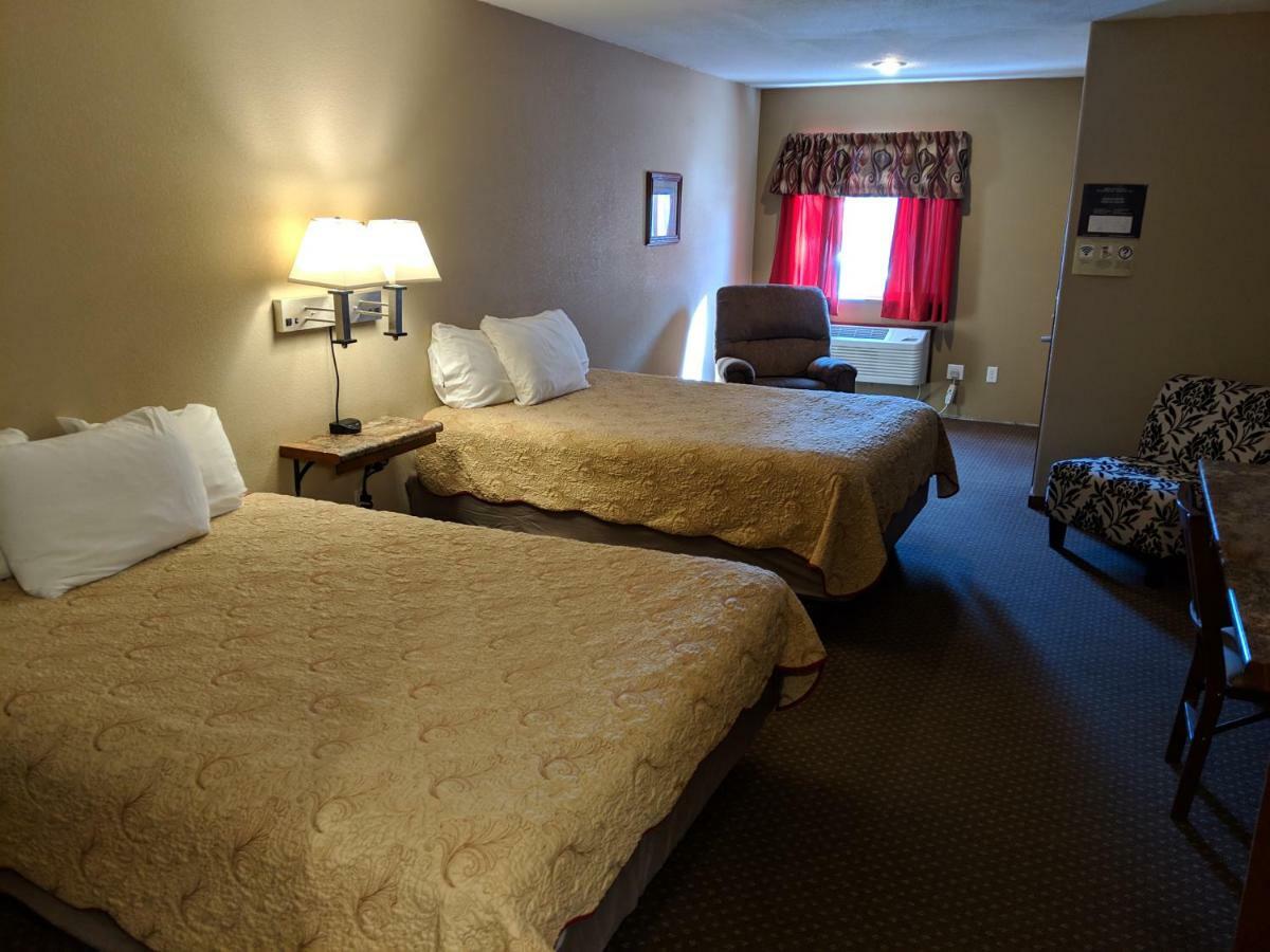 Sagebrush Inn & Suites Broadus Buitenkant foto